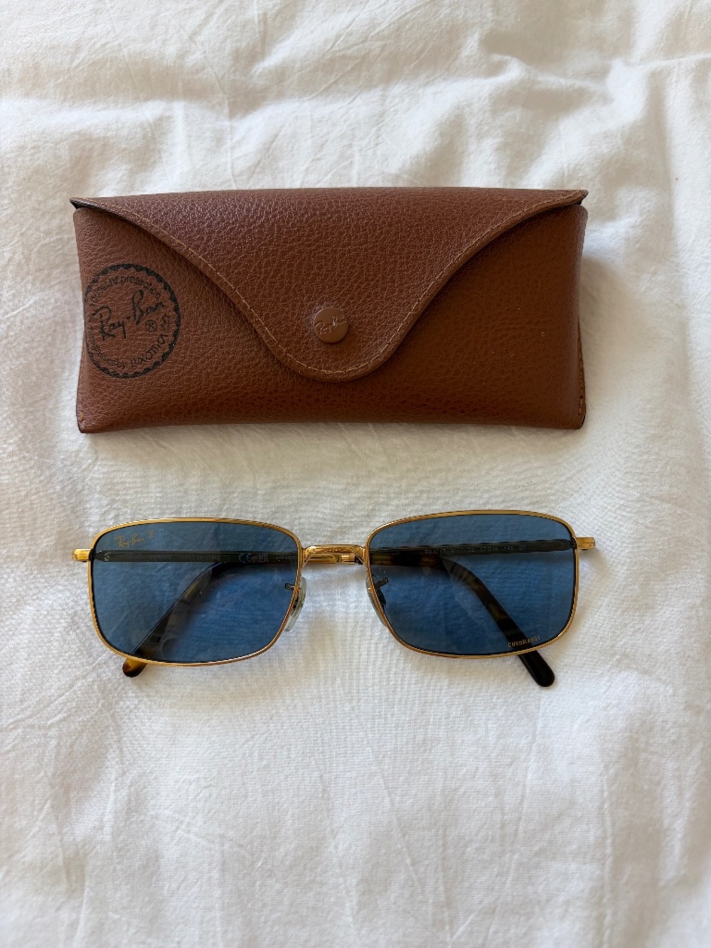 Ray-Ban RB3717 -Gold metal frame and blue polarized lenses